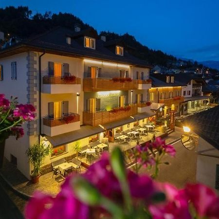 Hotel Italia Castello-Molina di Fiemme Zewnętrze zdjęcie